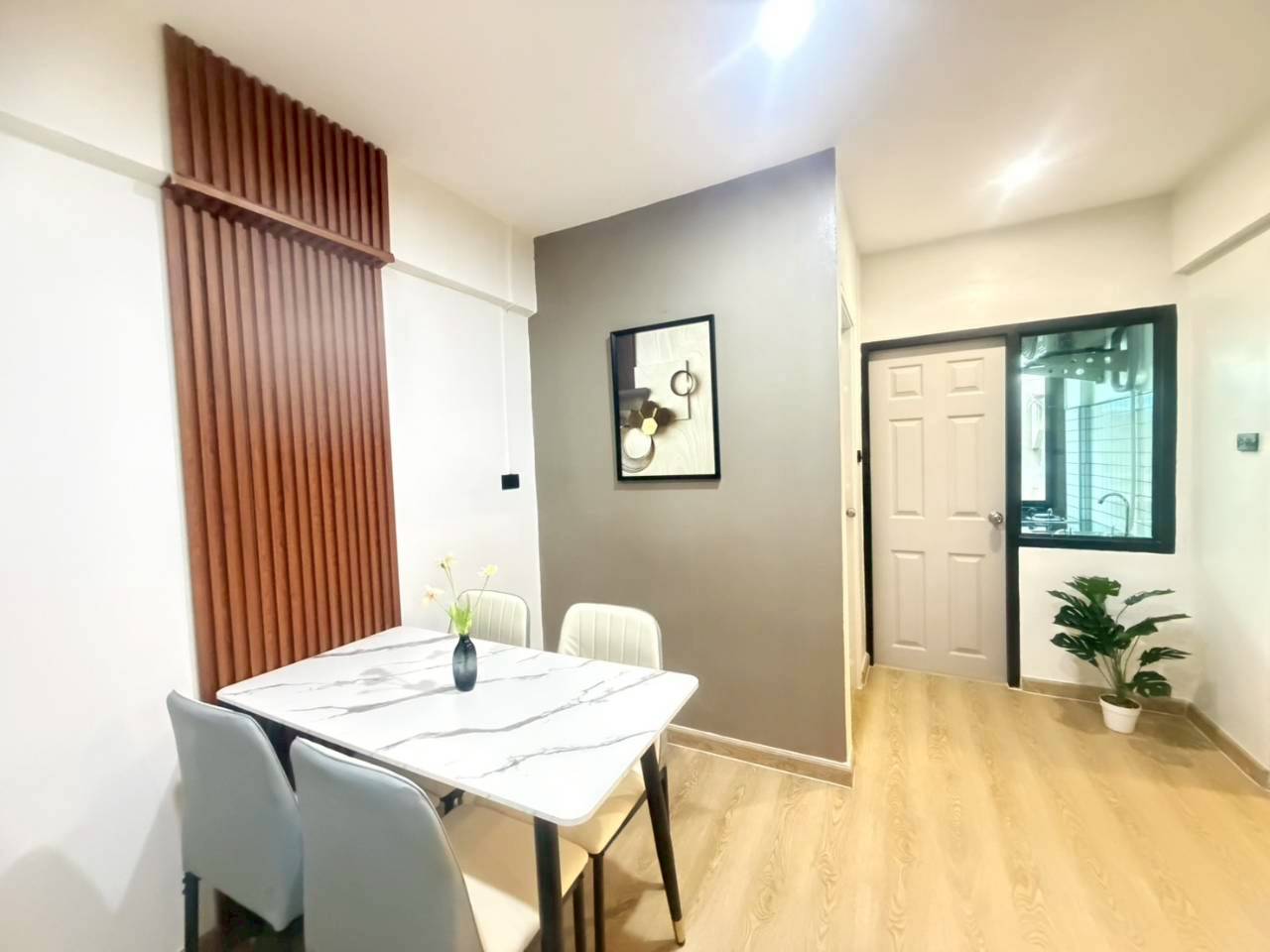 Dcondo Mine WR-04042 3