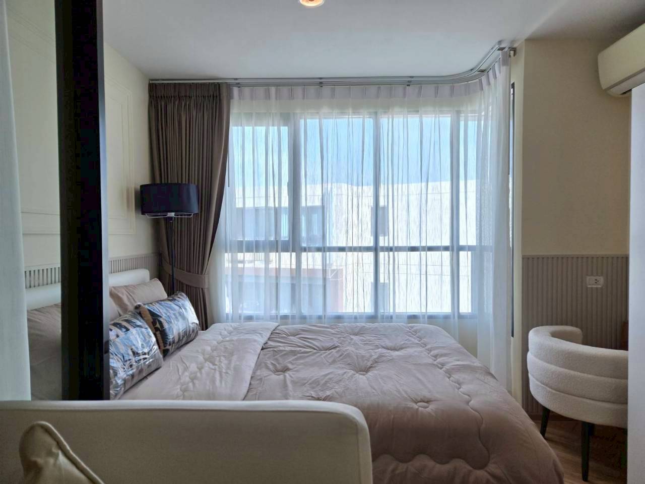 Centrio Condominium WR-04054 4