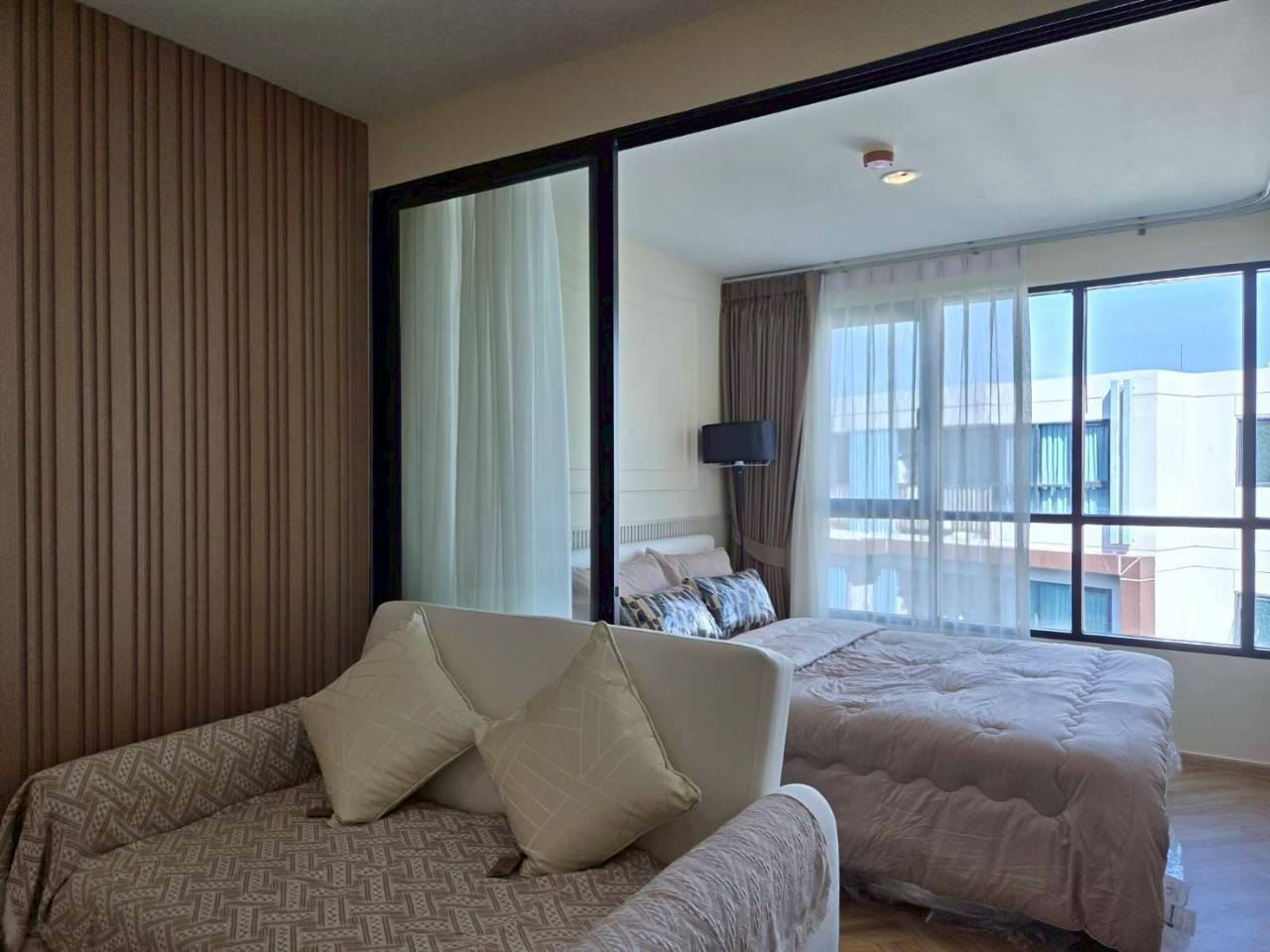 Centrio Condominium WR-04054 6