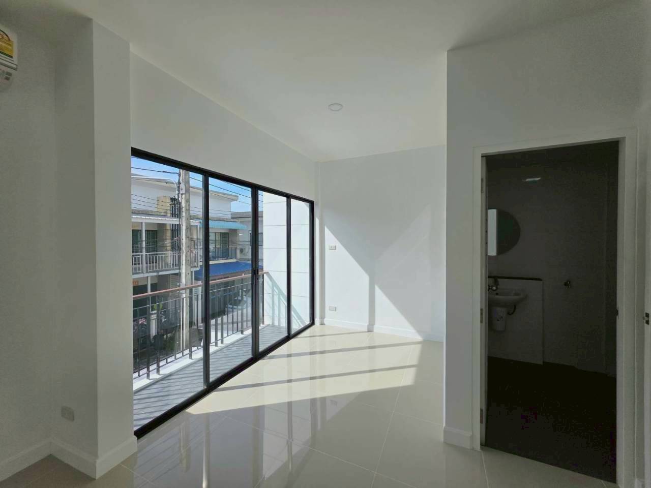 หมู่บ้านธารทอง 7 วิชิต WR-04058 9