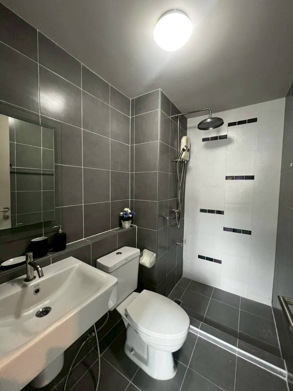 Dcondo Mine WR-04061 10