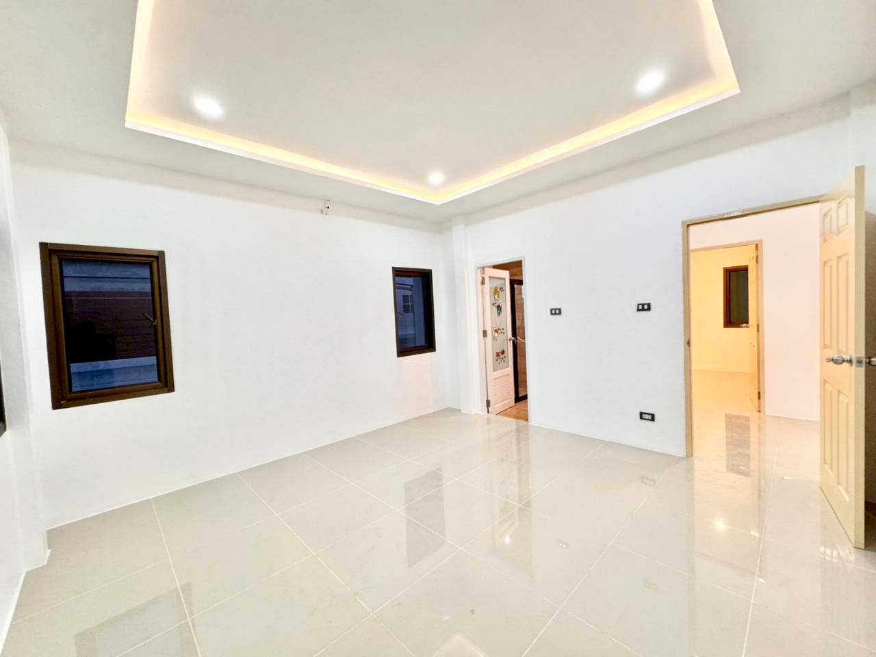 หมู่บ้านอุดมสุข ป่าคลอก WR-04064 3