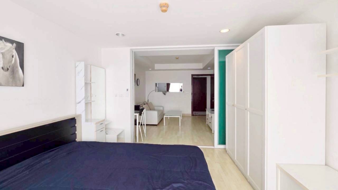 The Royal Place WR-04068 7