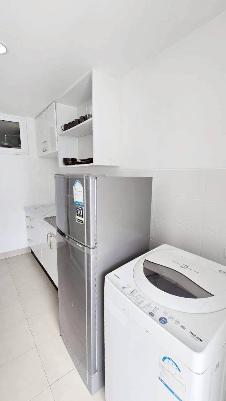 The Royal Place WR-04068 9