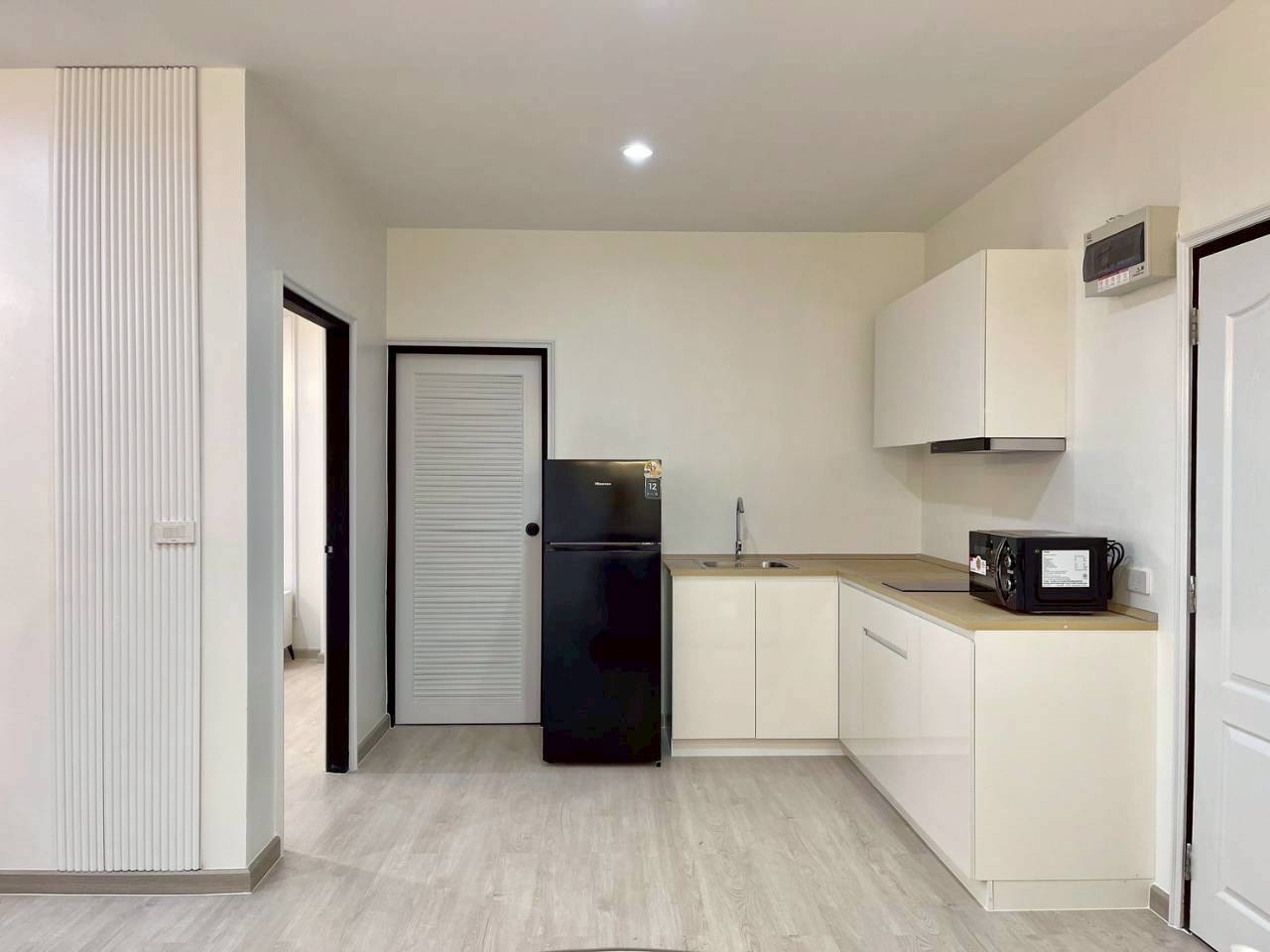 Phanason The Green Place Condominium WR-04073 6