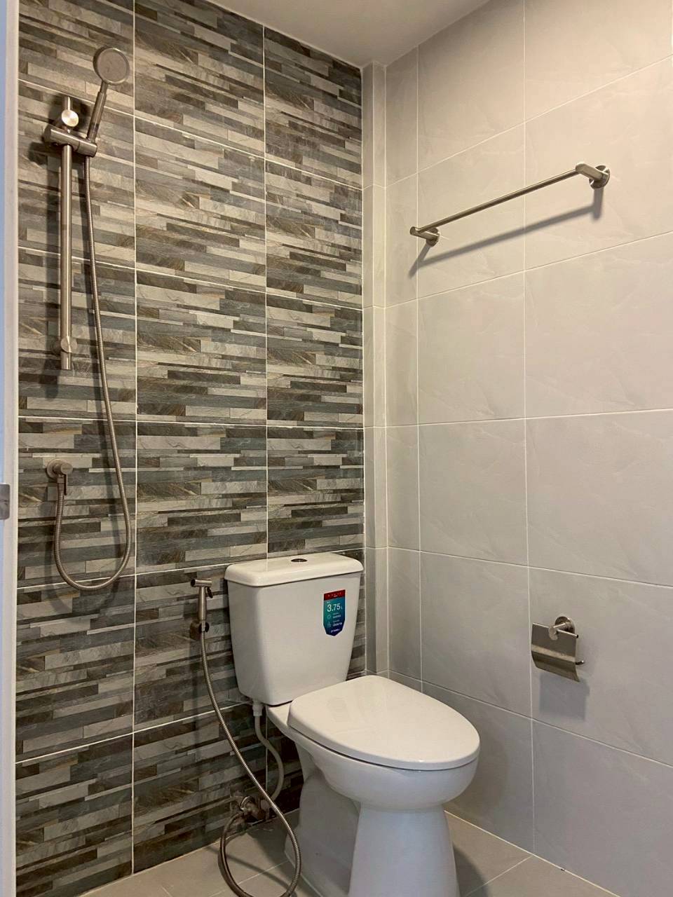 หมู่บ้านธินวุฒิ WR-04078 11