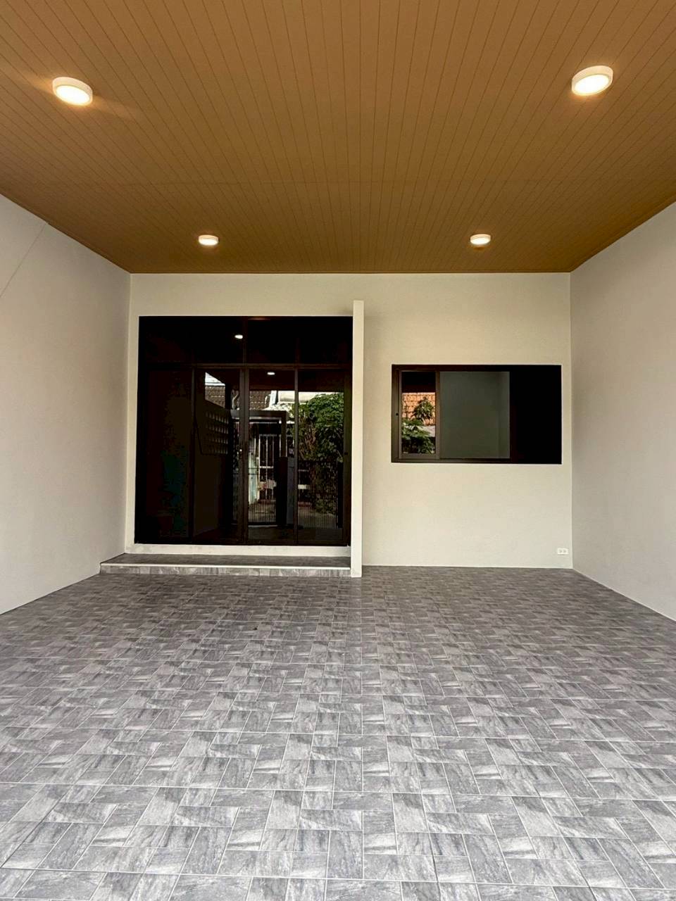 หมู่บ้านธินวุฒิ WR-04078 12