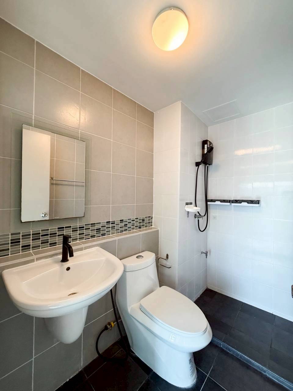 Dcondo Kathu WR-04081 9