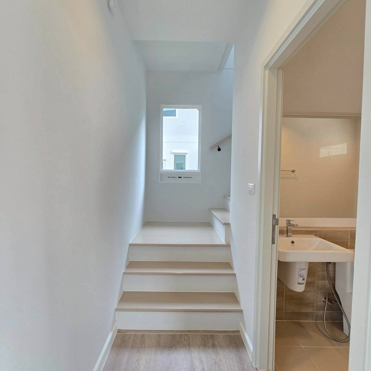 หมู่บ้านสราญสิริ เกาะแก้ว รีทรีต WR-04086 7