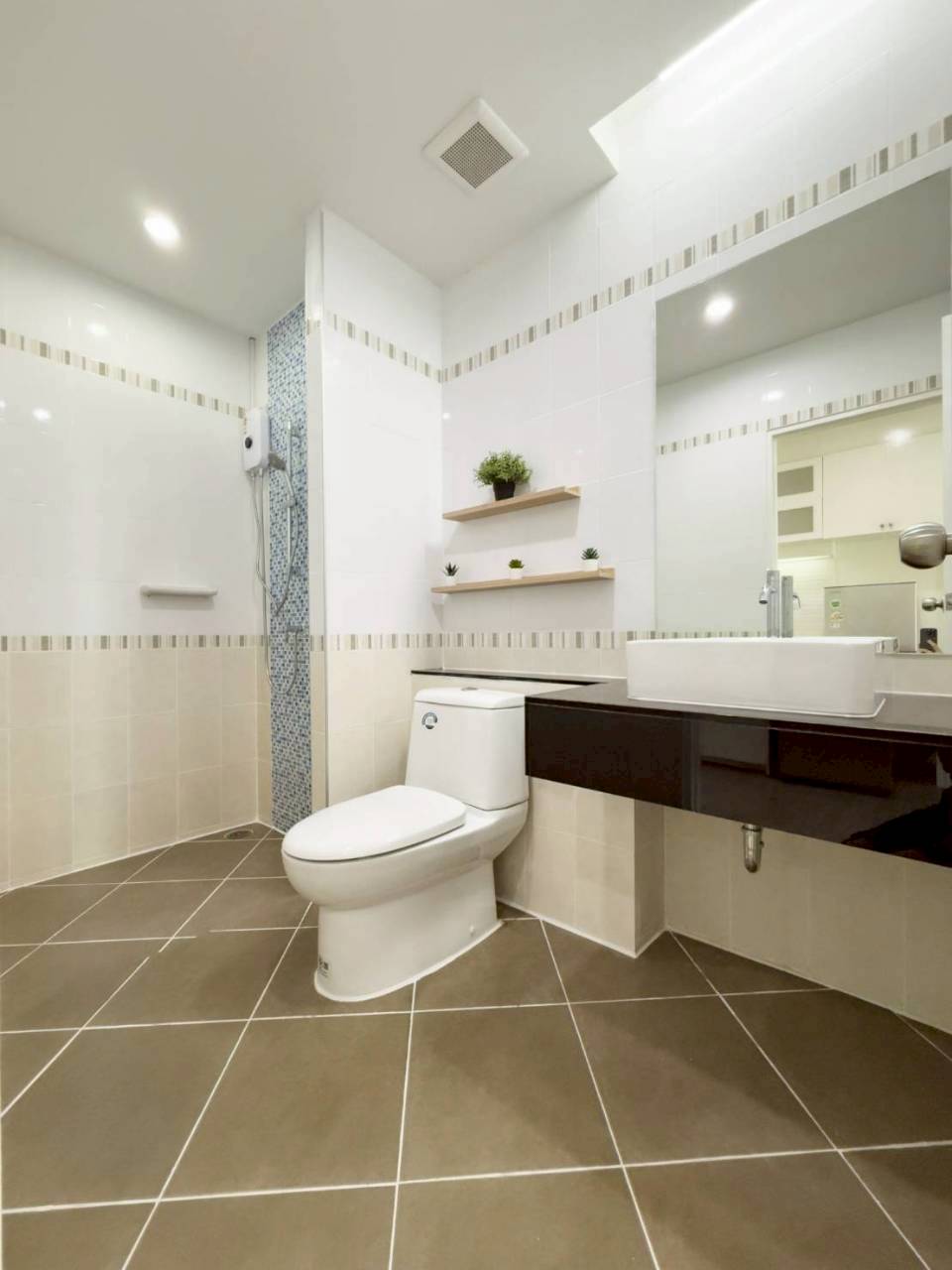 Phanason The Green Place Condominium WR-04089 11