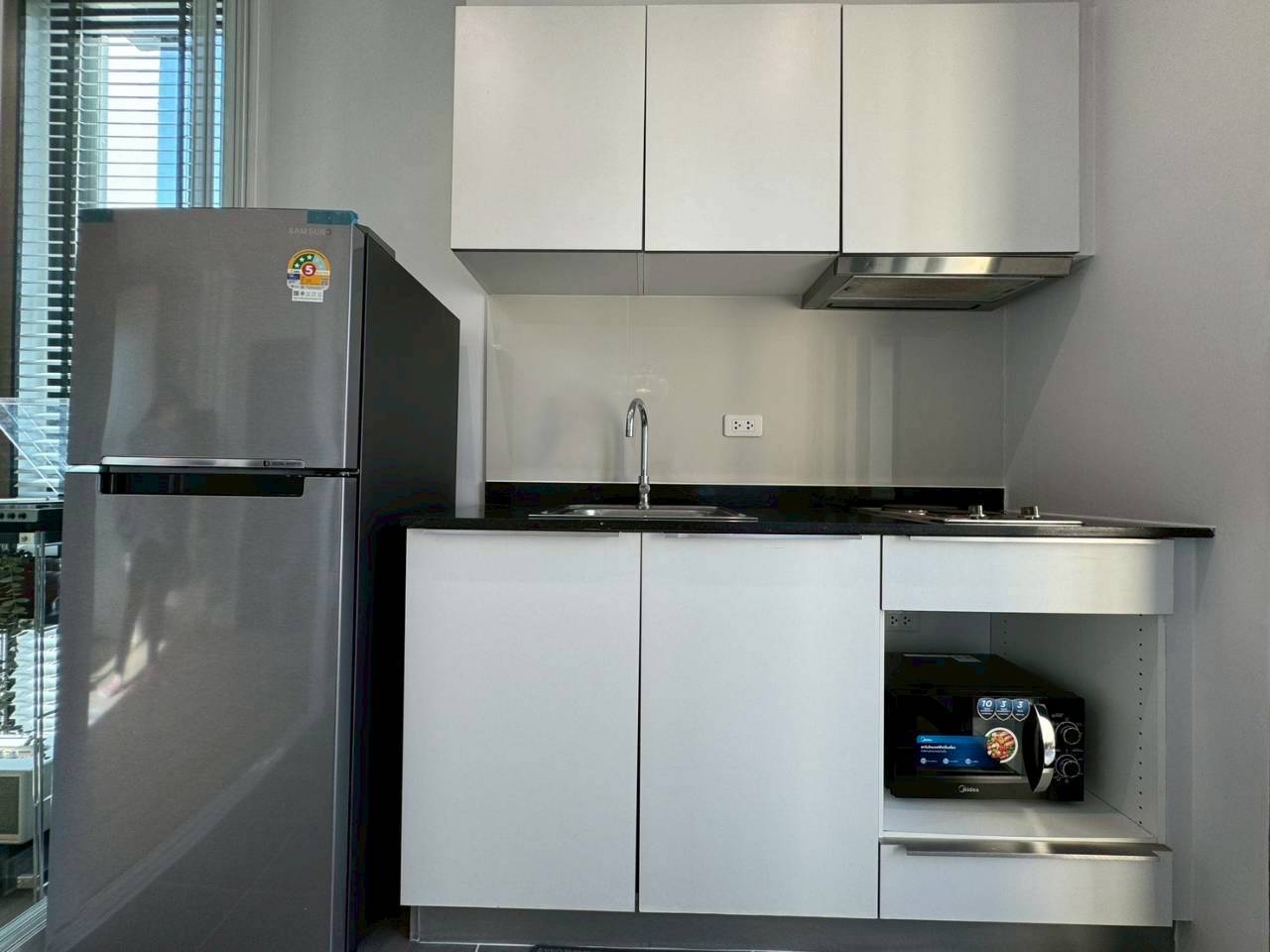 The Base Uptown WR-04097 12