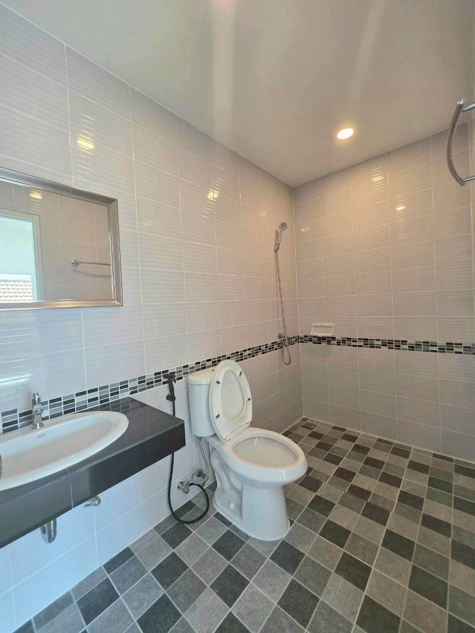 หมู่บ้านสมบูรณ์ทรัพย์ วิลเลจ WR-04098 12