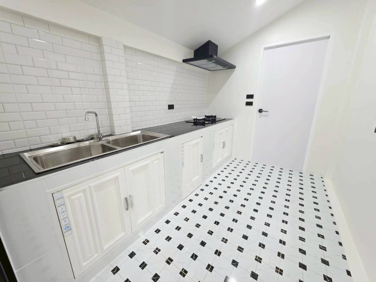 หมู่บ้านศุภมาศ WR-04103 8