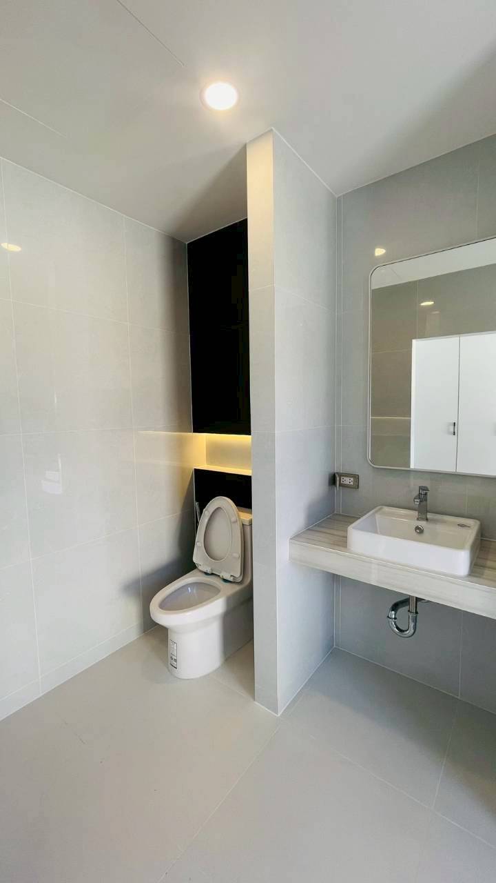 Land and House สีวลี WR-03332 11