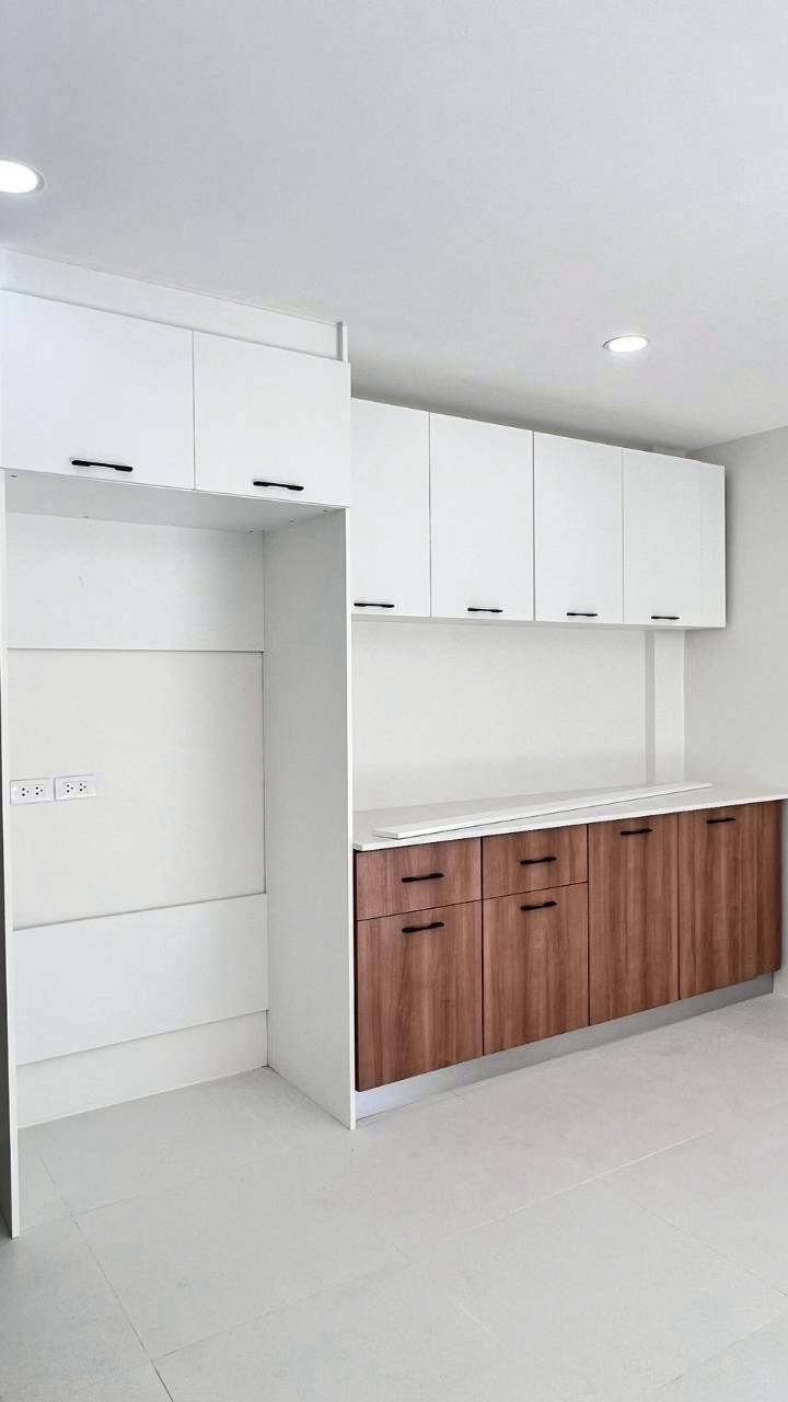 Land and House สีวลี WR-03332 4