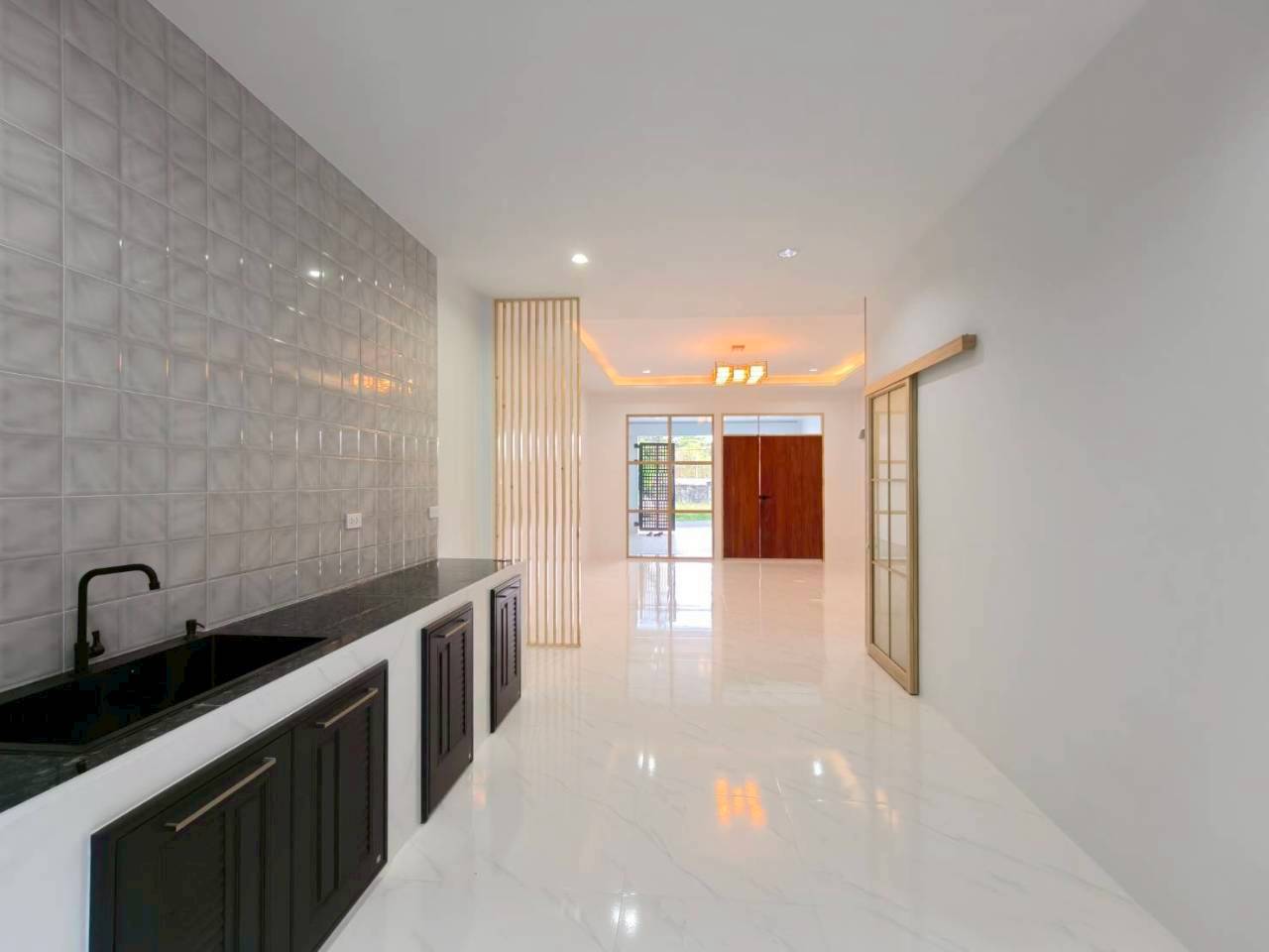 ทาวน์เฮาส์ 2 ชั้น โซนเมือง WR-04107 8