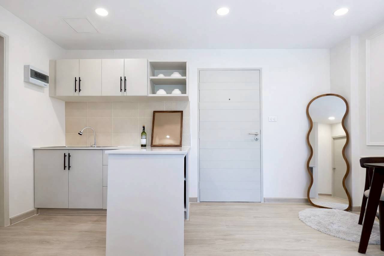 Ratchaporn Place WR-04108 8