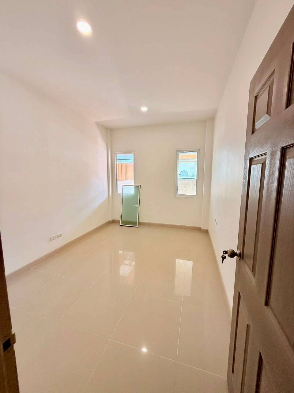 หมู่บ้านสุชารี ป่าคลอก WR-04110 4