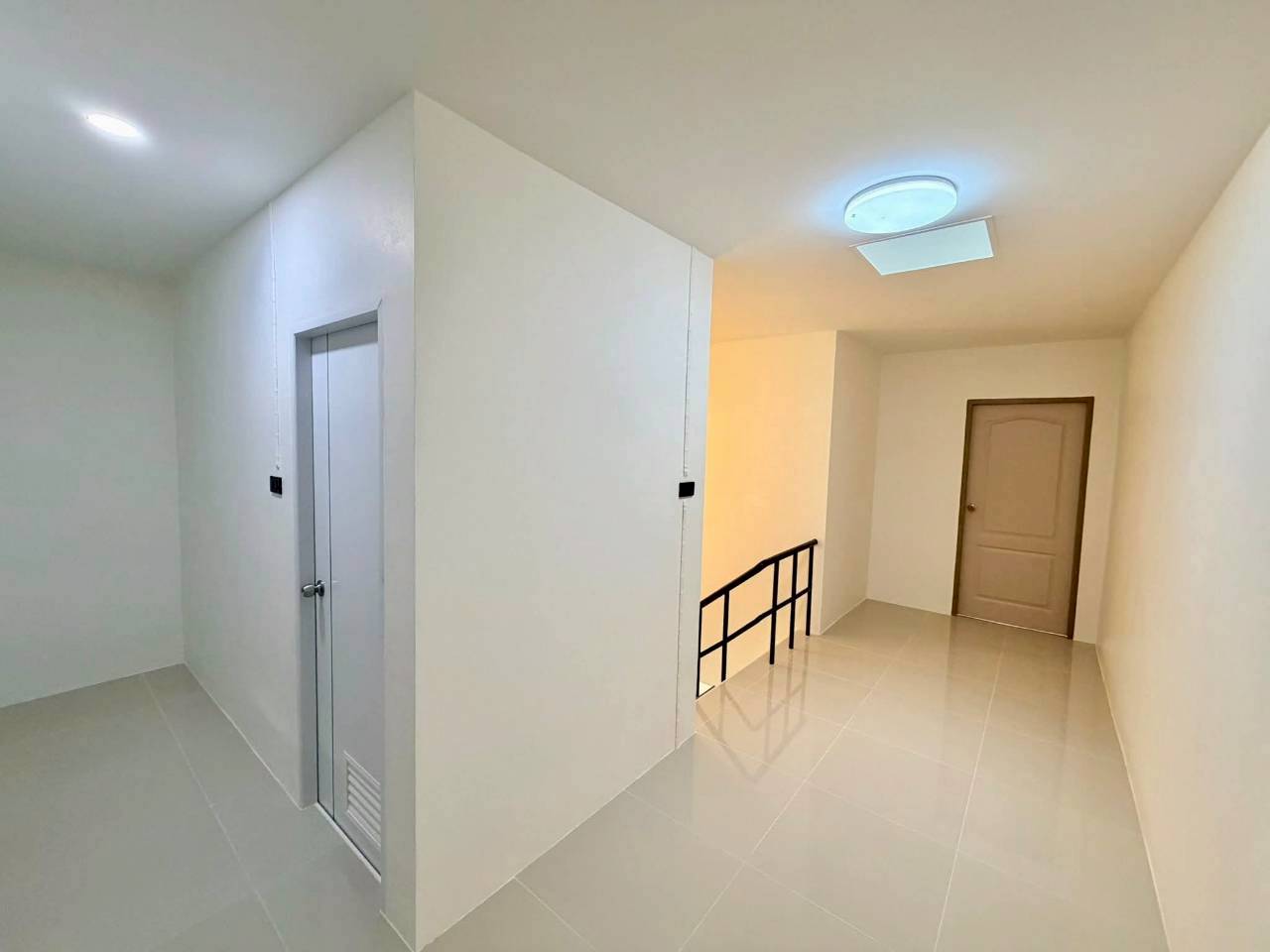 ทาวน์โฮม 2 ชั้น กู้กู WR-04111 7