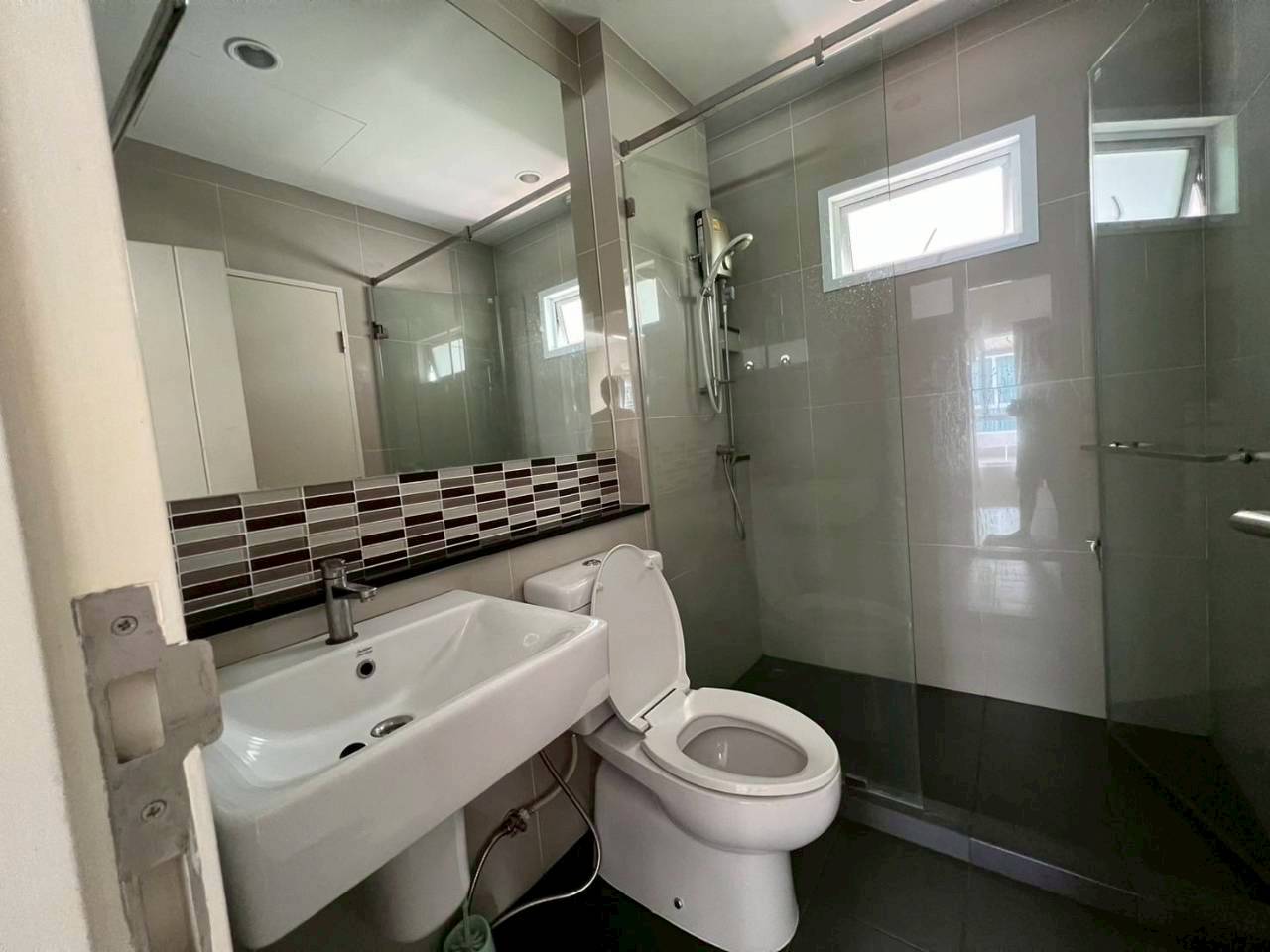 หมู่บ้านสราญสิริ เกาะแก้ว WR-04113 8