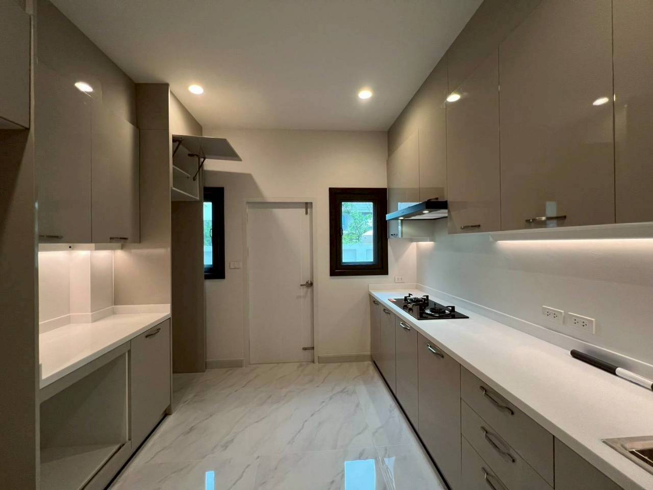 หมู่บ้านศุภาลัยเลควิว เกาะแก้ว WR-04114 7