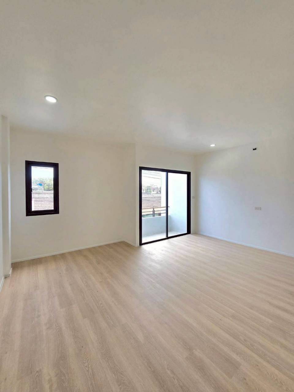 ทาวน์เฮ้าส์ 2 ชั้น วิชิต บ่อแร่ WR-04123 6