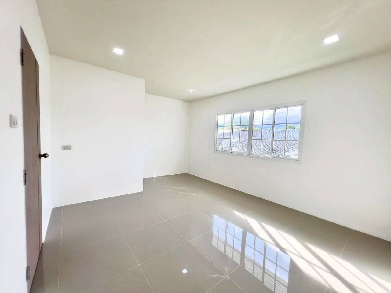 หมู่บ้านคันทรีโฮม @ ฉลอง WR-04124 6