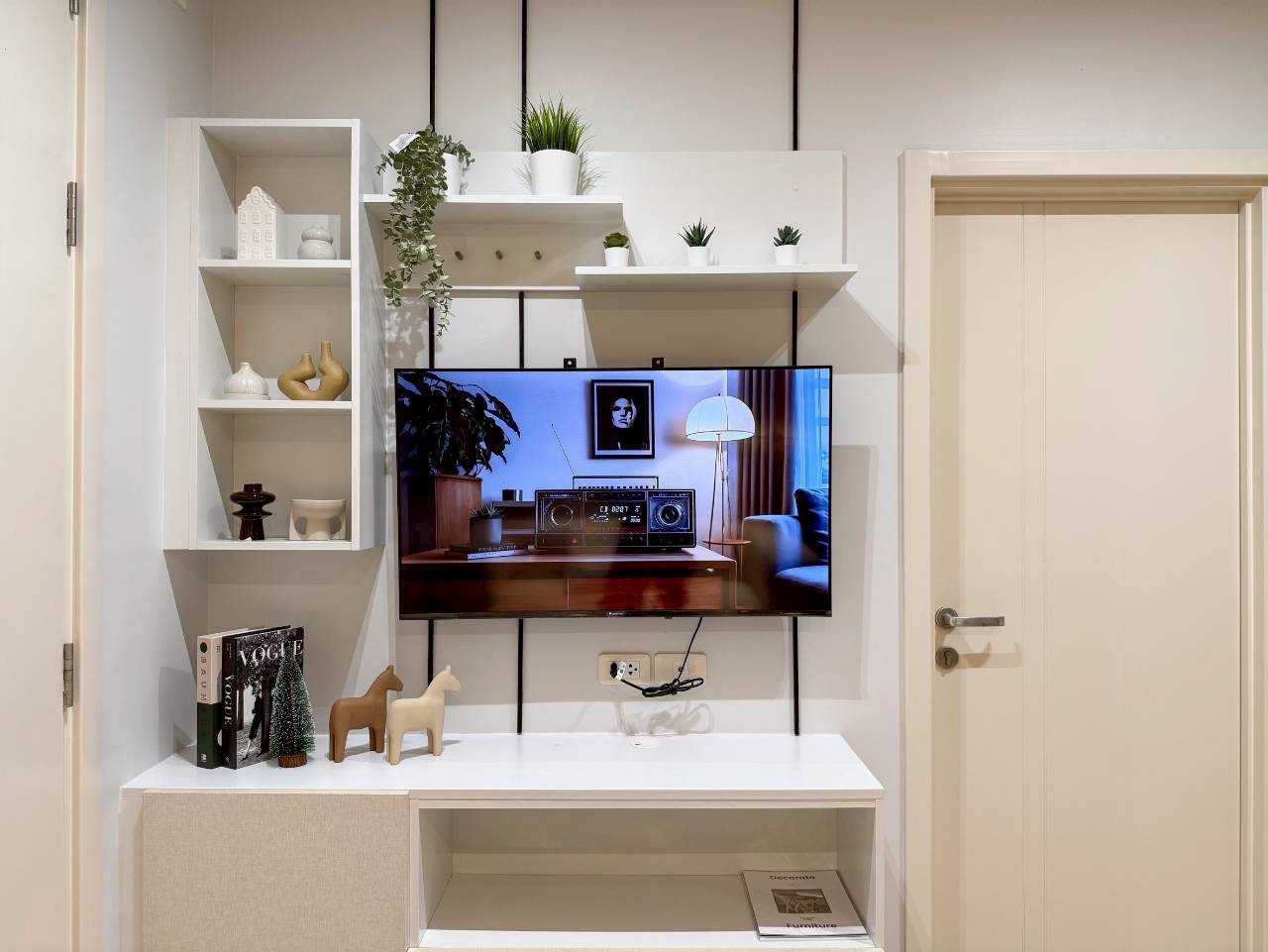 The Base Height WR-04130 9