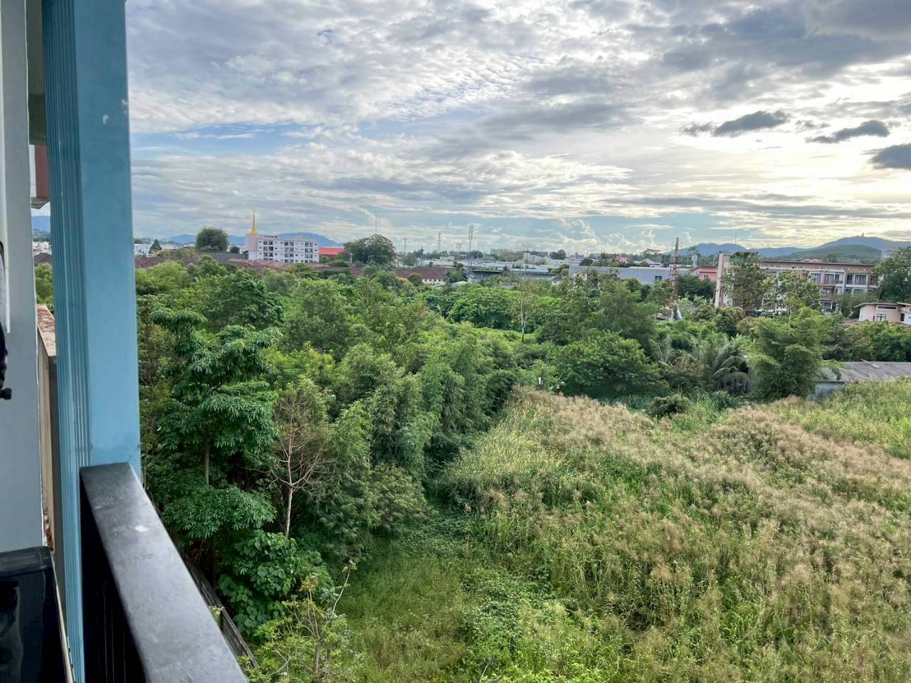 Centrio Condominium WR-04131 12