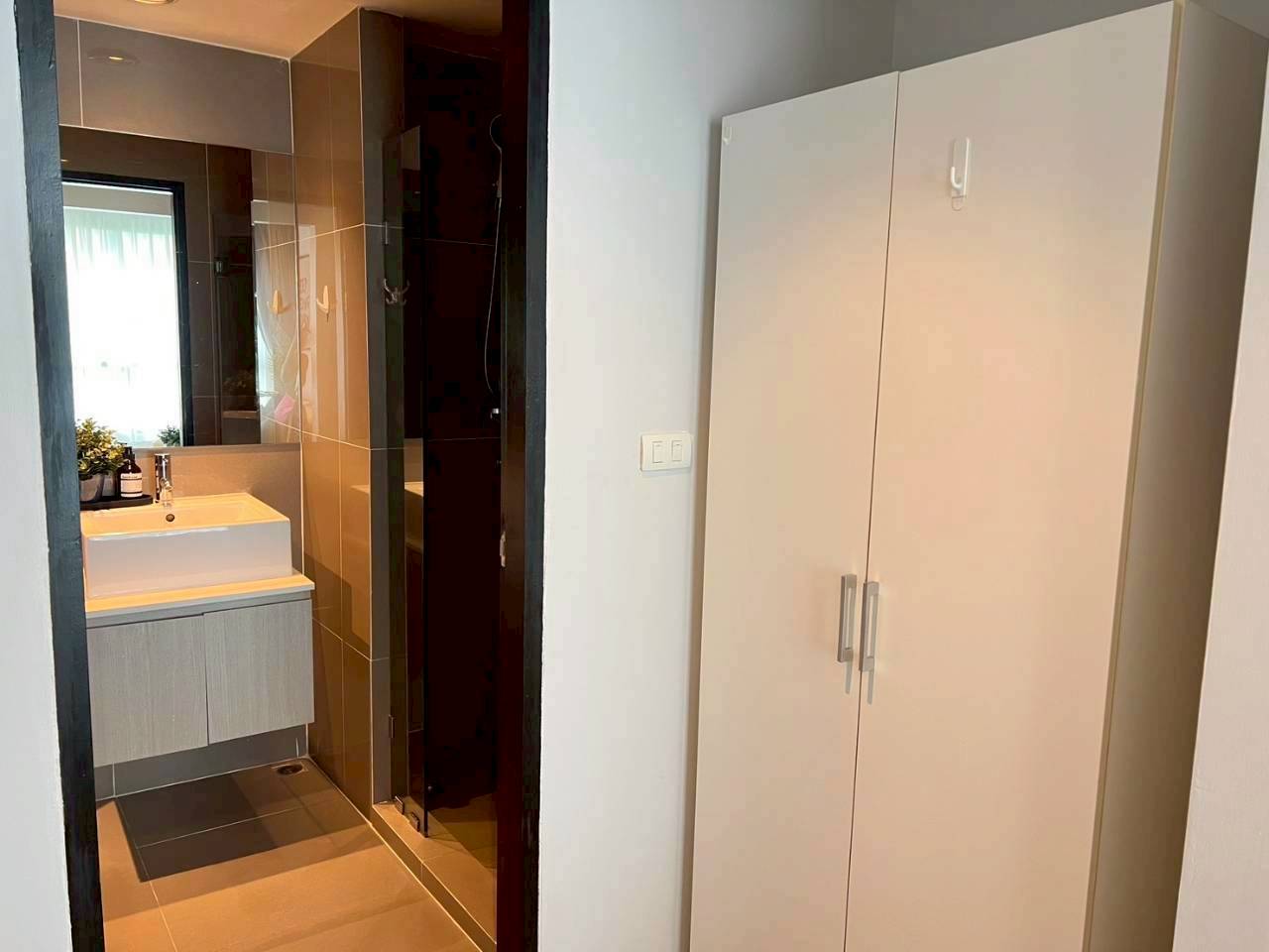 Centrio Condominium WR-04131 9