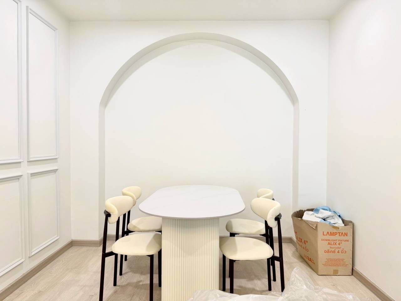 Phanason The Green Place Condominium WR-04140 3