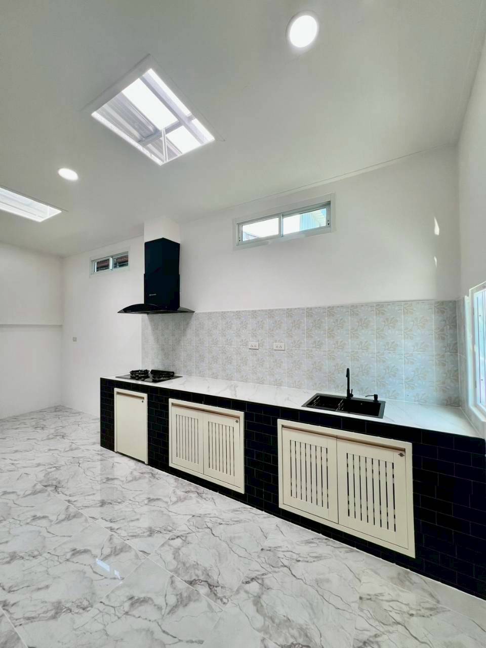 หมู่บ้านอิสระ บางโจ WR-04148 5