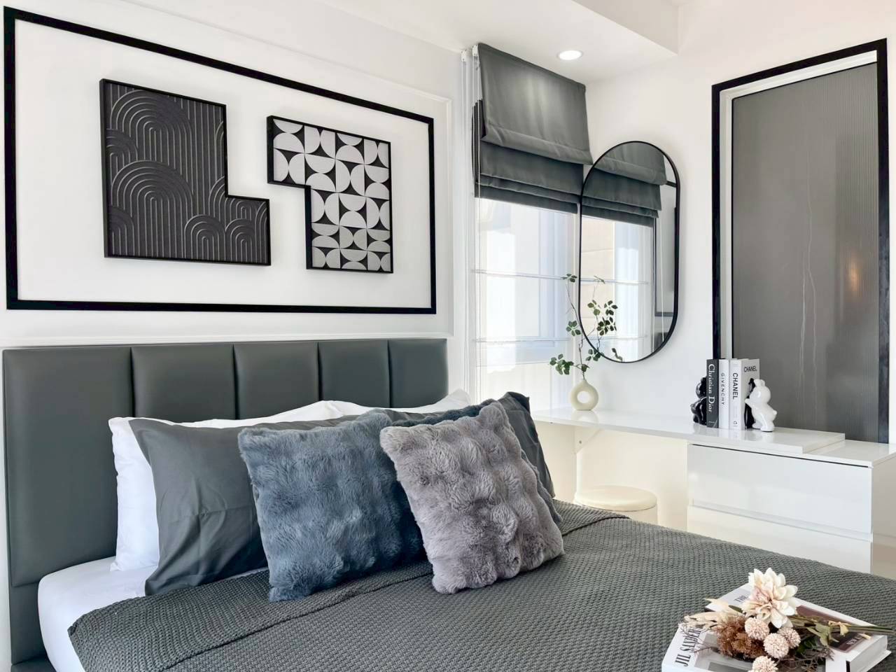 The Royal Place WR-04152 7