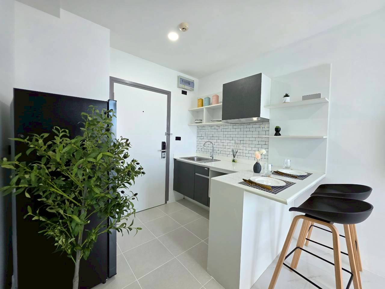 Zcape 3 Condominium WR-04157 5