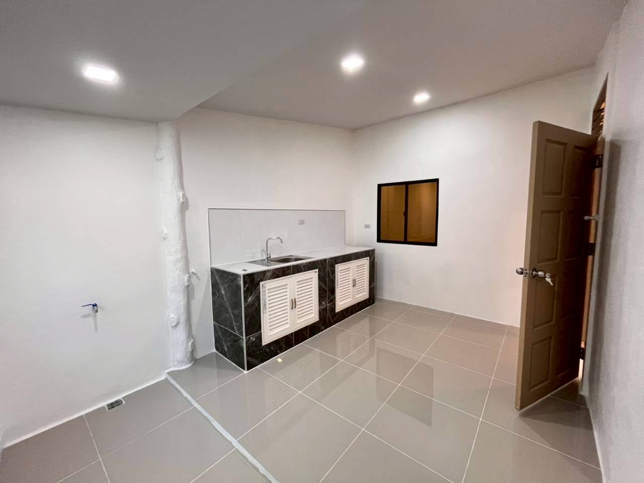 หมู่บ้านสุขสบาย WR-04161 10