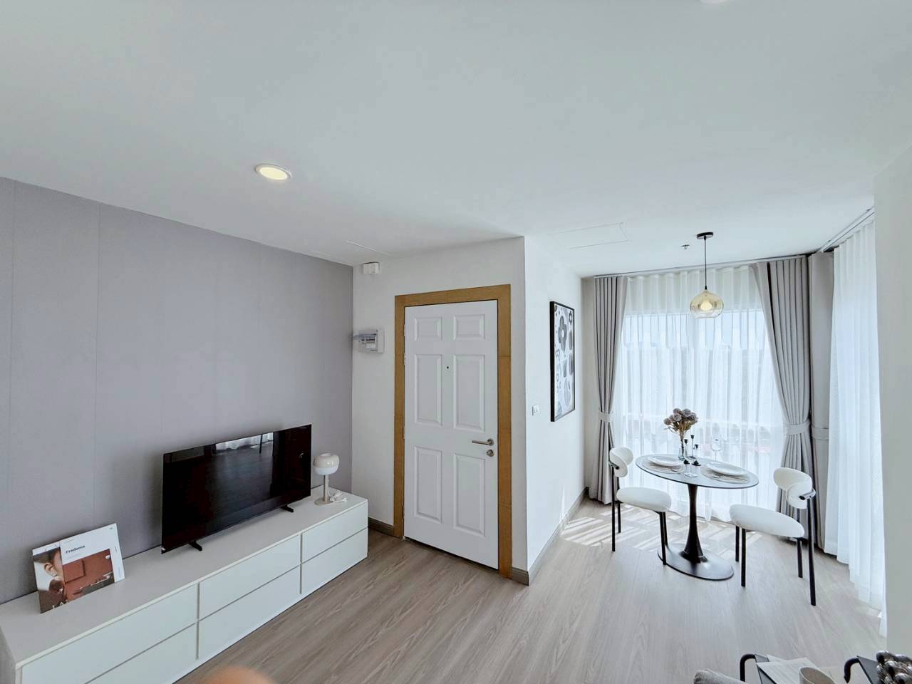 The View Suanluang WR-04164 2