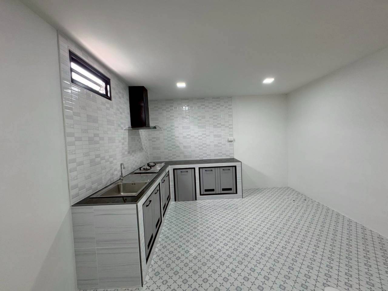 หมู่บ้านดิเออเบิร์น WR-04167 7