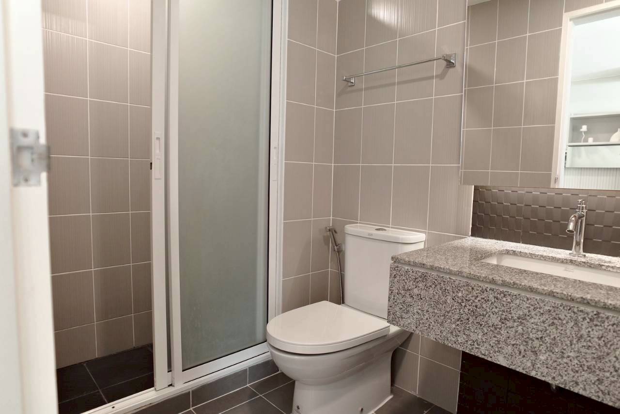 The Scene Condo WR-04170 10