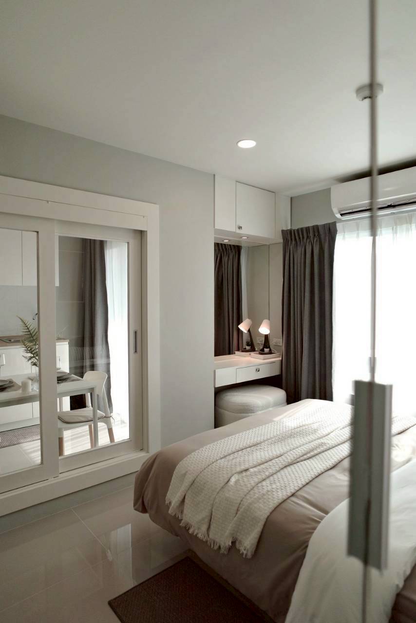 The Scene Condo WR-04170 4