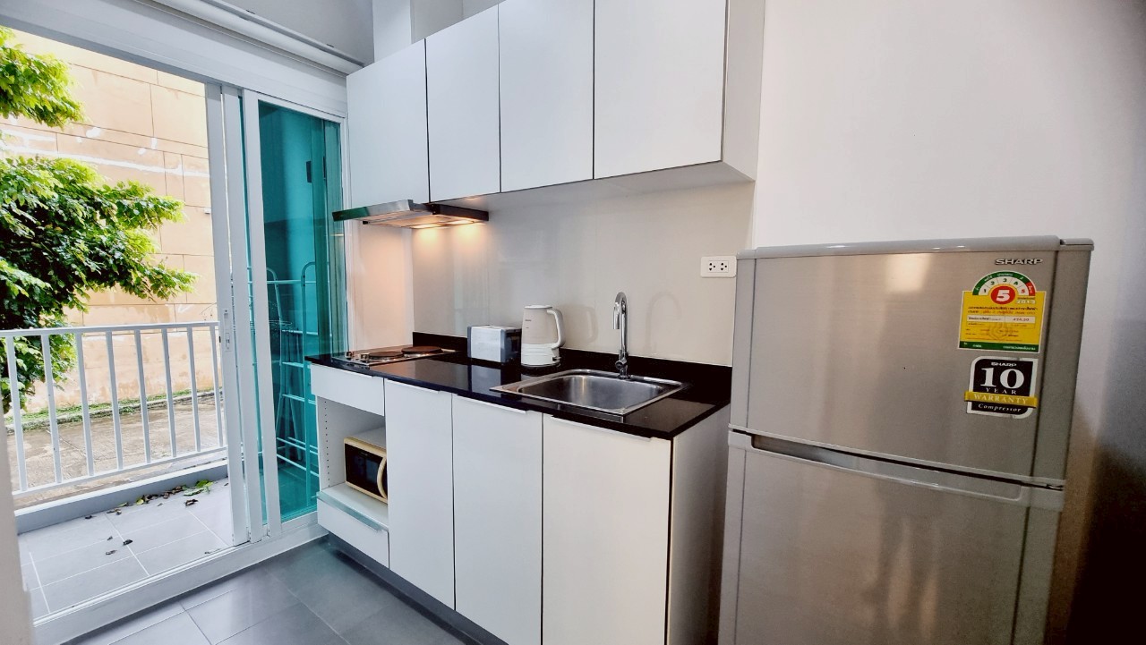 The Base Downtown WR-04178 10