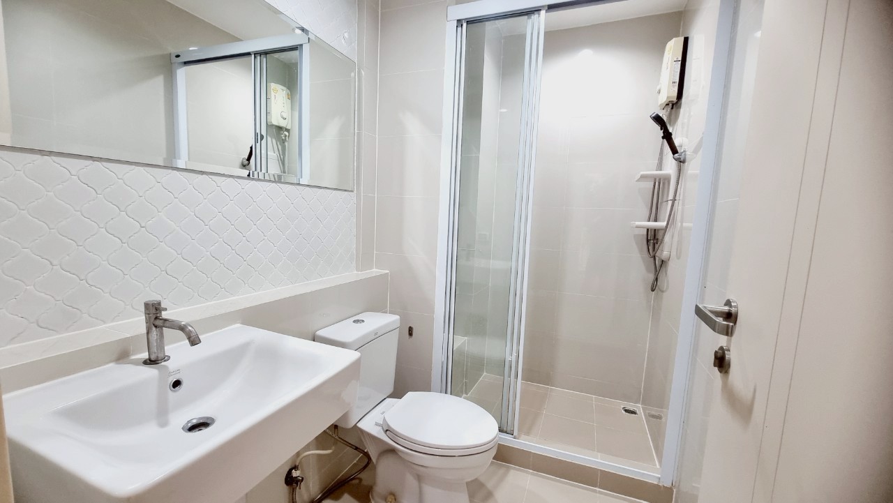 The Base Downtown WR-04178 11