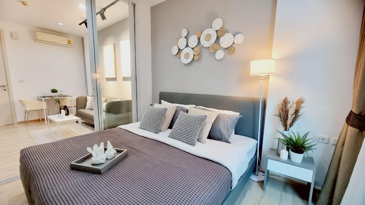 The Base Downtown WR-04178 6