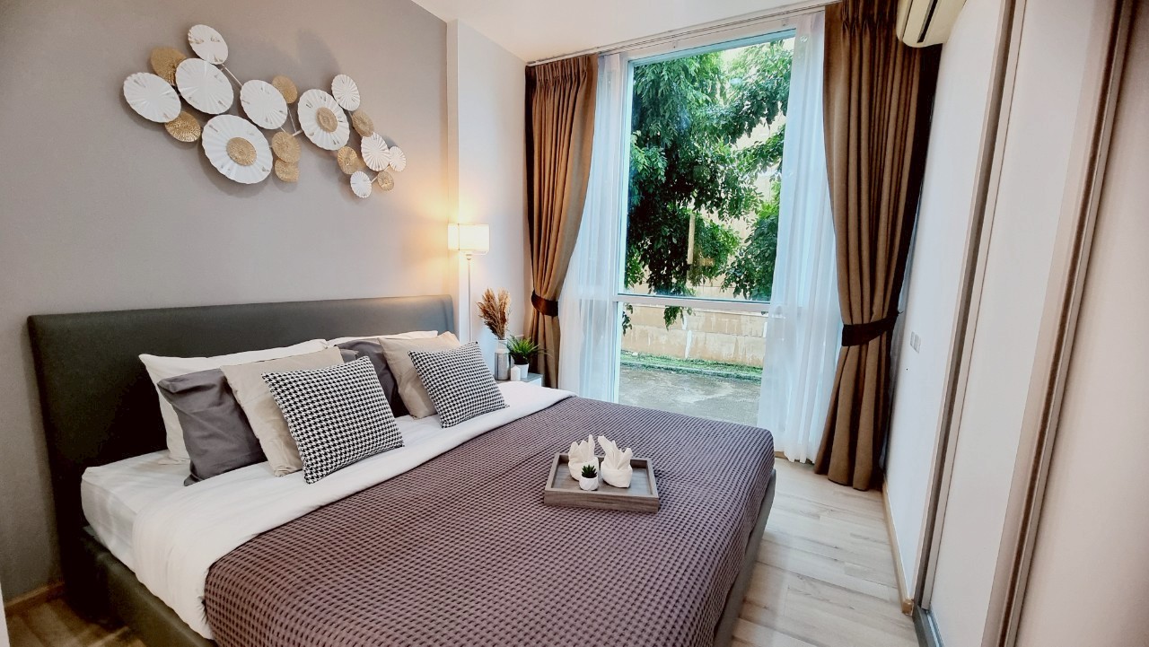 The Base Downtown WR-04178 7