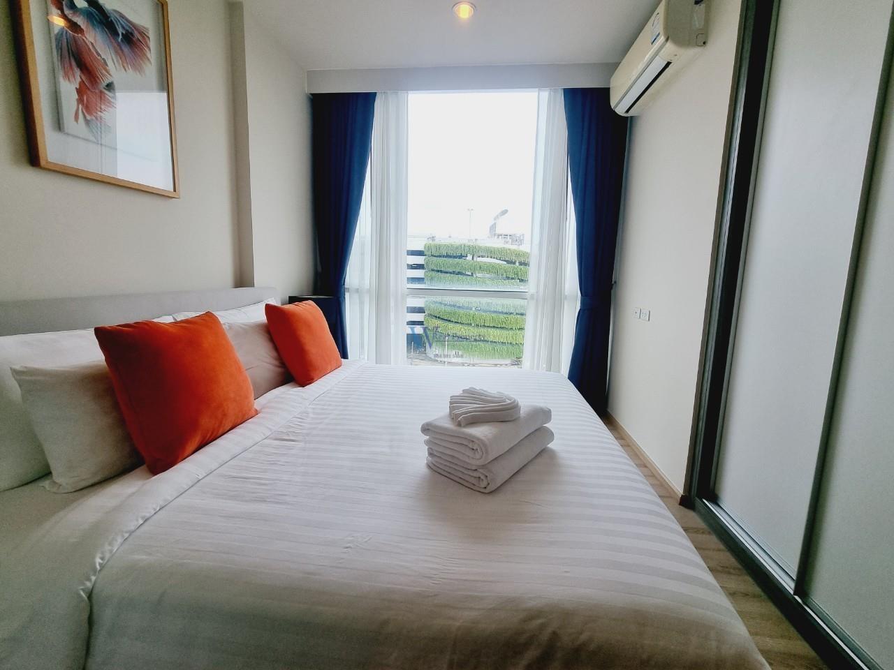 The Base Downtown WR-04180 4