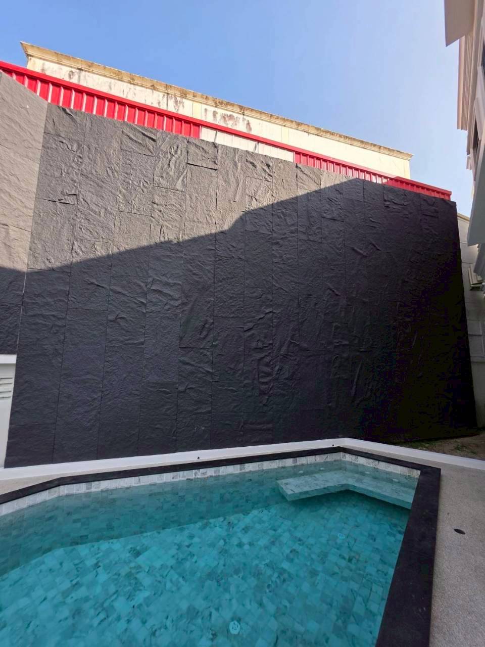 Elegant Modern Classic Pool Villa in Central Phuket WR-03850  6