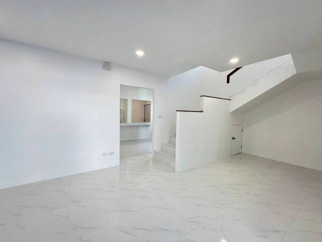 หมู่บ้านท็อปแลนด์ รัษฎา WR-03791 4