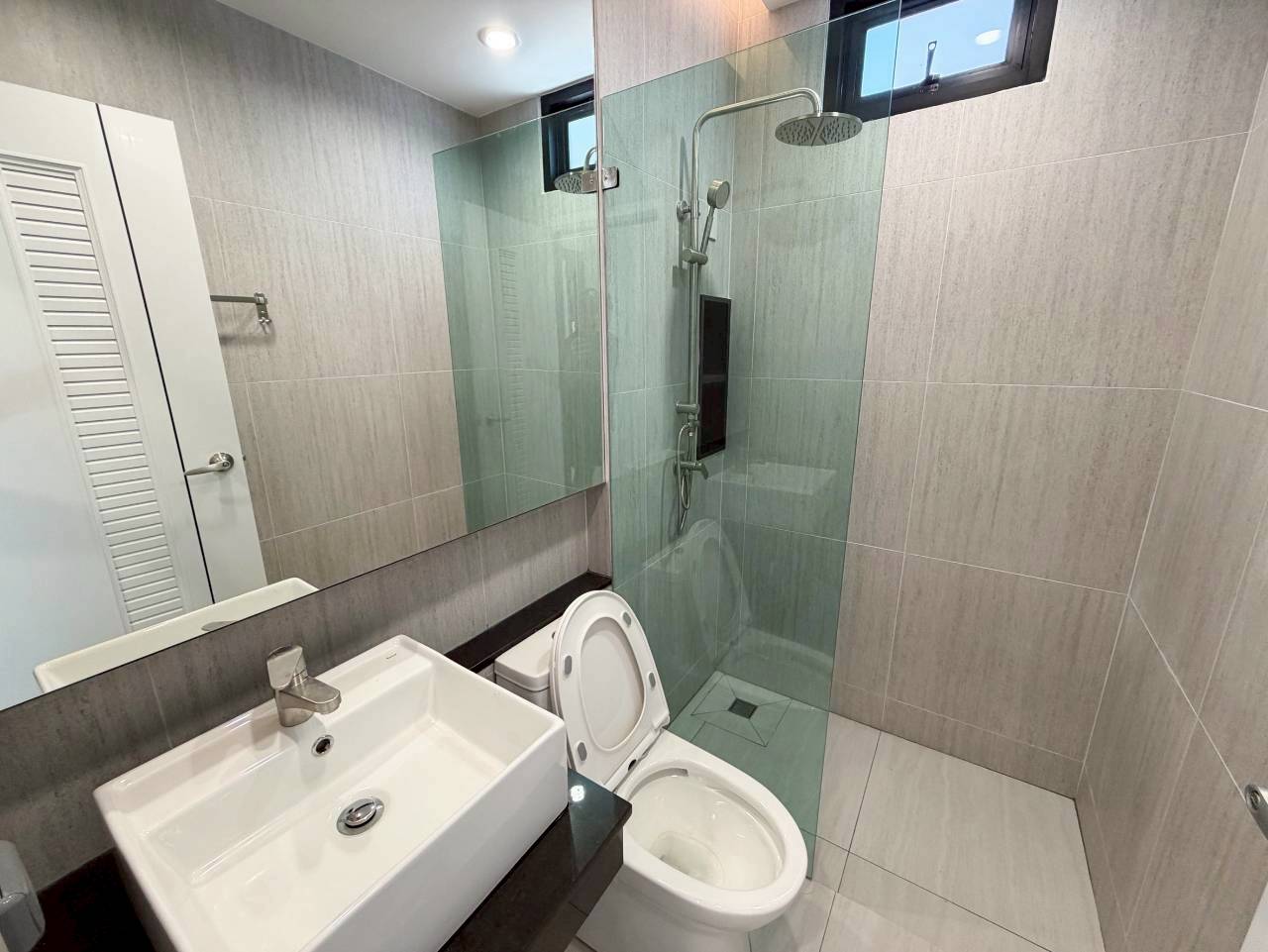 บ้านแฝดสร้างใหม่ ฉลอง WR-04229 8