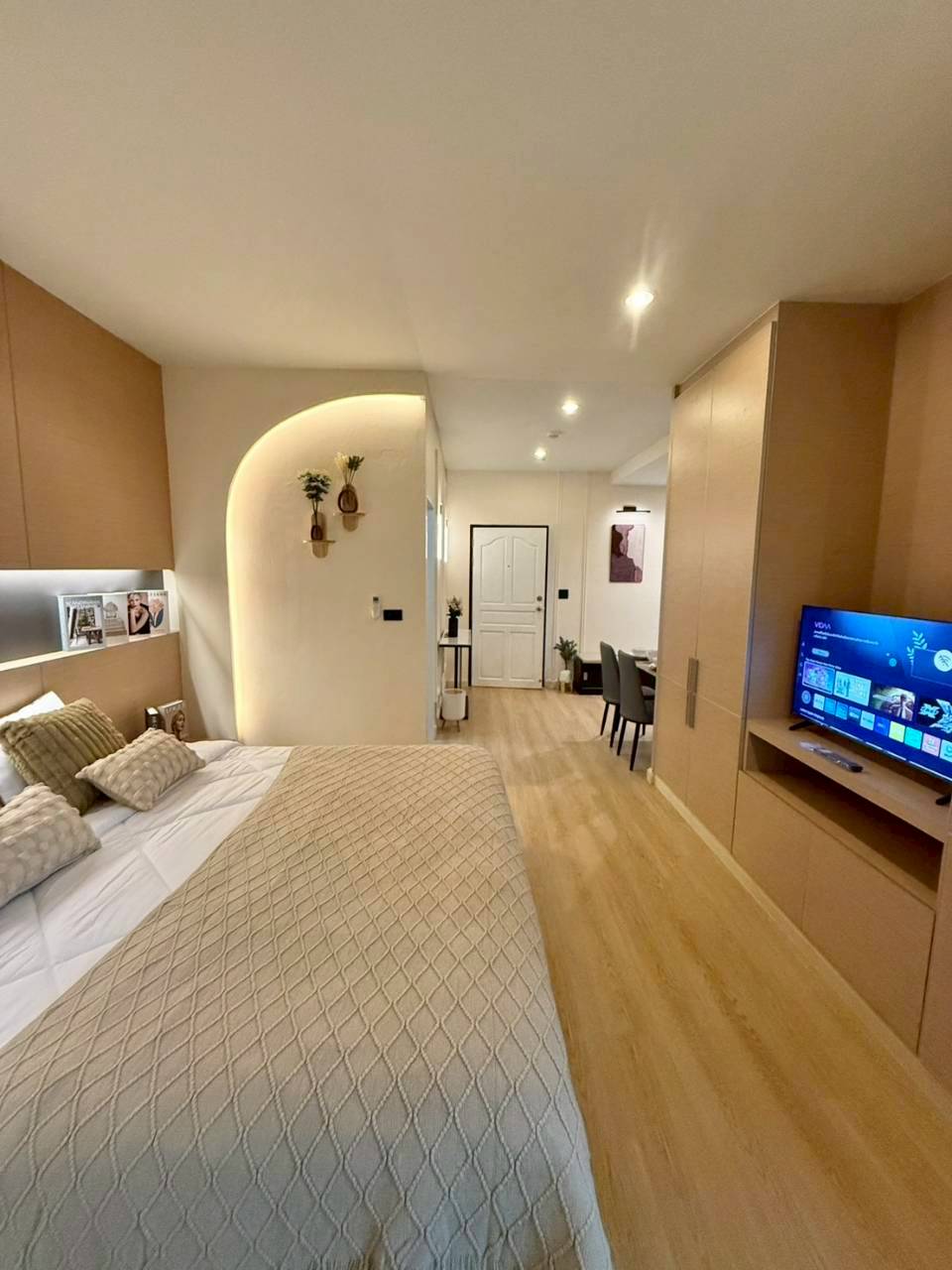 Phanason The Green Place Condominium WR-04233 5