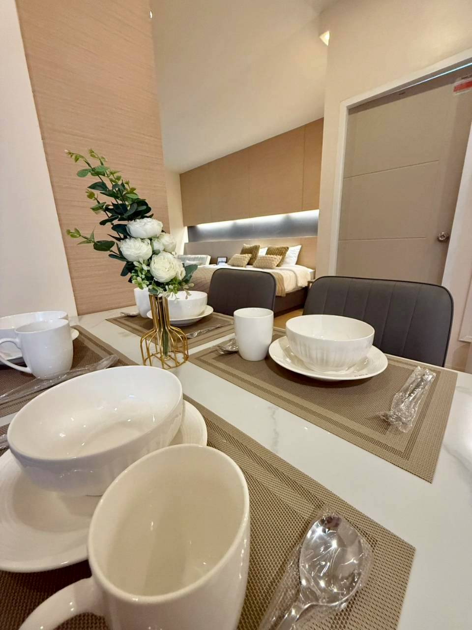 Phanason The Green Place Condominium WR-04233 8