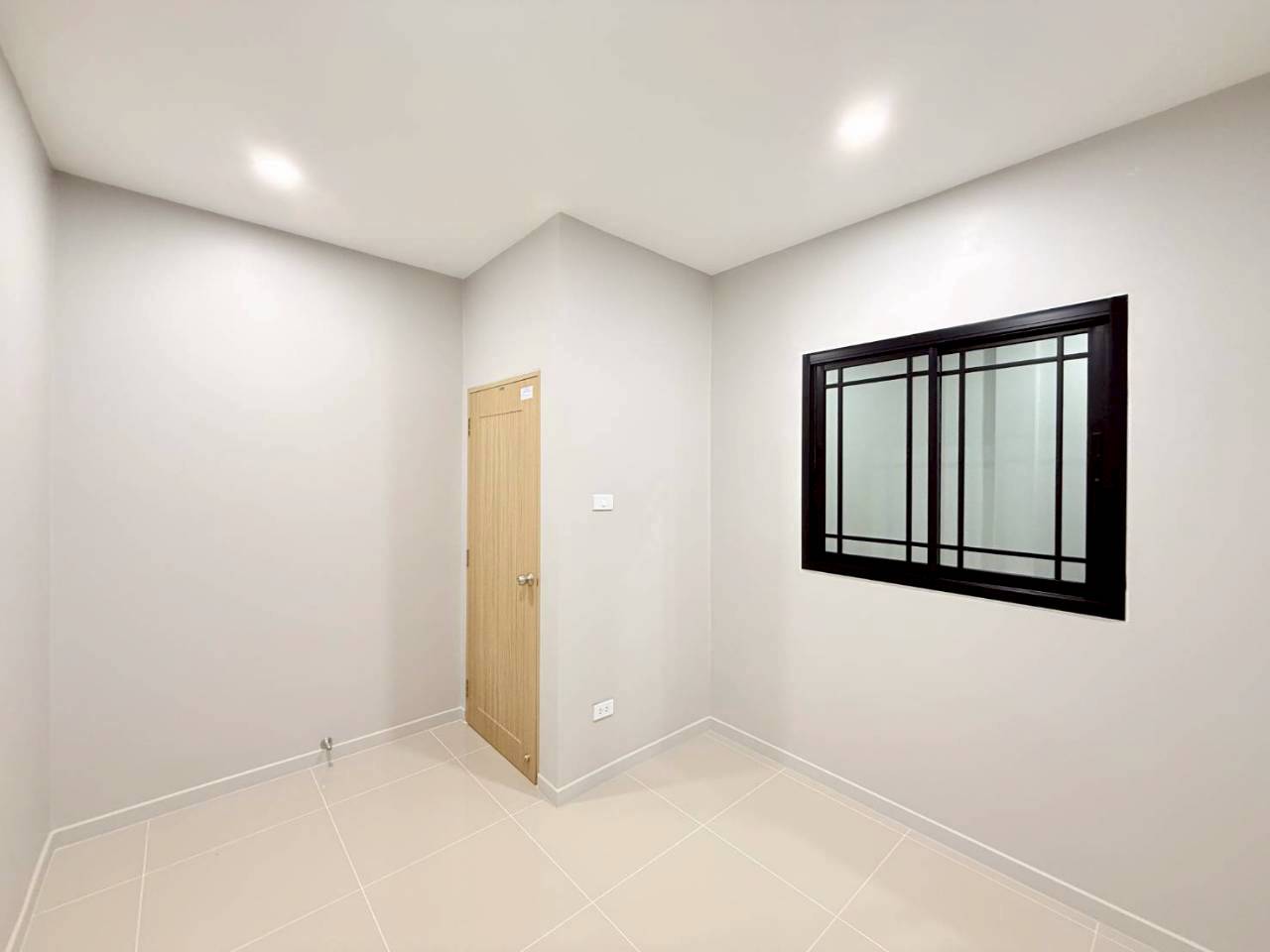 หมู่บ้านธารทอง 7 วิชิต WR-04240 5